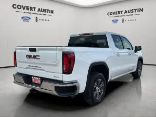 GMC Sierra 1500 2026 4x2 SLT 4p Camioneta Cabina de Tripulante 5.8 ft. CB