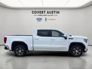 GMC Sierra 1500 2026 4x2 SLT 4p Camioneta Cabina de Tripulante 5.8 ft. CB