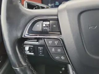 Lincoln Navigator 2023 4x4 Reserve SUV de 4 puertas