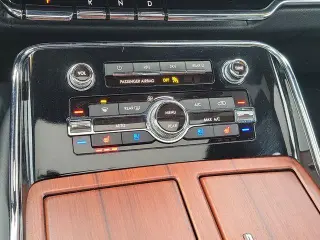 Lincoln Navigator 2023 4x4 Reserve SUV de 4 puertas
