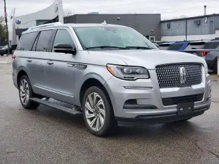 Lincoln Navigator 2023 4x4 Reserve SUV de 4 puertas