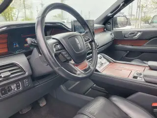 Lincoln Navigator 2023 4x4 Reserve SUV de 4 puertas