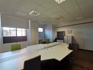 Oficina equipada Ceneco