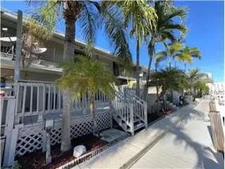 Propiedad en alquiler con 3 dormitorios y 2 baños en North Miami Beach