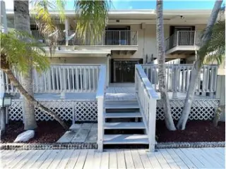 Propiedad en alquiler con 3 dormitorios y 2 baños en North Miami Beach