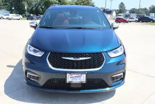 Chrysler Pacifica Plug-In Hybrid 2025 Pinnacle 4p Minivan