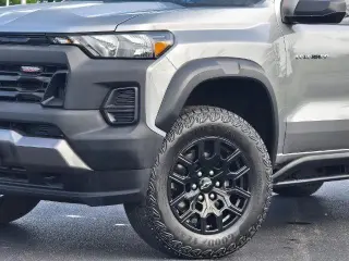 Chevrolet Colorado 2023 4x4 Trail Boss 4p. Crew Cab 5 ft. SB