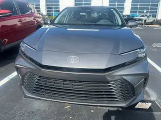 Toyota Camry 2025 LE 4dr Sedan
