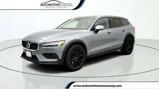 Volvo V60 Cross Country 2021 AWD T5 4p Wagon