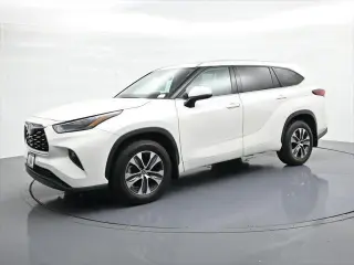 Toyota Highlander 2021 AWD XLE SUV 4p.