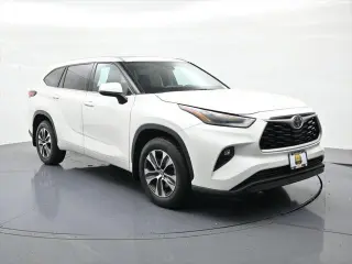 Toyota Highlander 2021 AWD XLE SUV 4p.