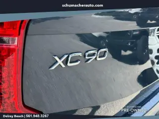 Volvo XC90 2024 4x4 B6 Plus Bright Theme 7-Pasajeros SUV 4p
