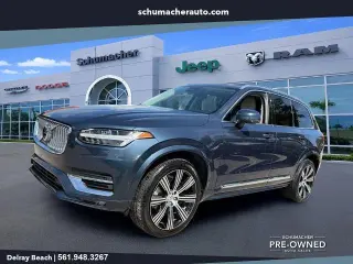 Volvo XC90 2024 4x4 B6 Plus Bright Theme 7-Pasajeros SUV 4p