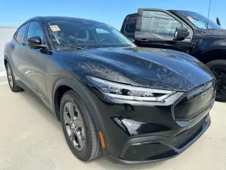 Ford Mustang Mach-E 2023 Select 4p SUV