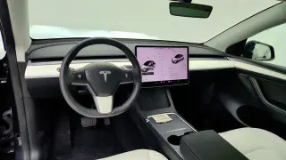 Tesla Model Y 2024 AWD Long Range 4p Crossover