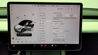Tesla Model Y 2024 AWD Long Range 4p Crossover