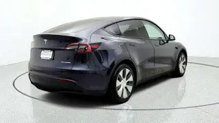 Tesla Model Y 2024 AWD Long Range 4p Crossover