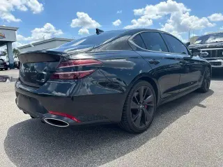 Genesis G70 2023 3.3T Standard 4p Sedan