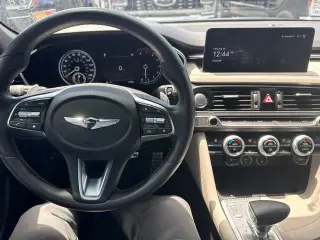 Genesis G70 2023 3.3T Standard 4p Sedan