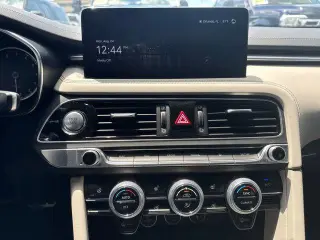 Genesis G70 2023 3.3T Standard 4p Sedan