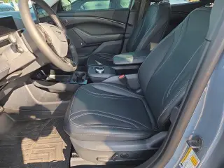Ford Mustang Mach-E 2023 Premium 4p SUV