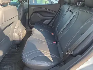 Ford Mustang Mach-E 2023 Premium 4p SUV