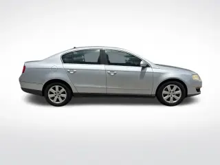 Volkswagen Passat 2007 2.0T 4p Sedán (2L I4 6A)