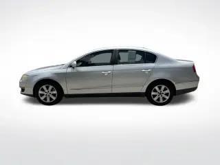 Volkswagen Passat 2007 2.0T 4p Sedán (2L I4 6A)