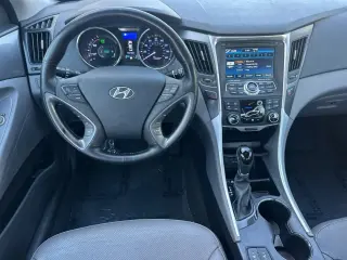 Hyundai SONATA Hybrid 2013 Limited 4dr Sedan