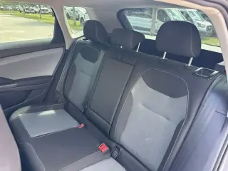 Volkswagen Taos 2023 S 4p SUV