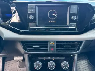 Volkswagen Taos 2023 S 4p SUV