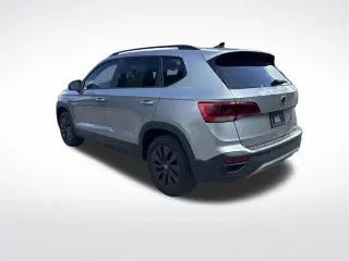 Volkswagen Taos 2023 S 4p SUV