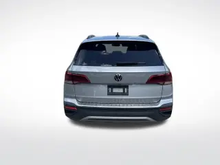 Volkswagen Taos 2023 S 4p SUV
