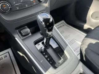 Nissan Sentra 2017 S 4p Sedan 6M
