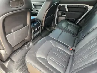 Land Rover Defender 2021 AWD 110 X-Dynamic SE 4p SUV