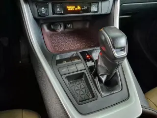 Toyota RAV4 2019 Limited 4p SUV