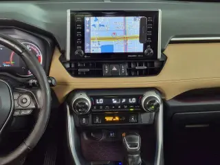 Toyota RAV4 2019 Limited 4p SUV