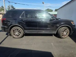 Ford Explorer 2018 AWD Sport 4p SUV