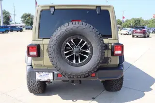 Jeep Wrangler 2025 4x4 Willys 4dr SUV