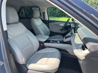 Ford Explorer 2025 AWD Active 4p SUV