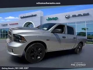 Ram 1500 Classic 2019 4x2 Tradesman 4dr Crew Cab 5.5 ft. SB Camioneta