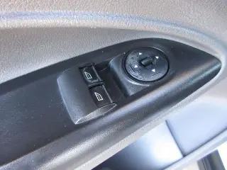 Ford Transit Connect 2019 XLT 4p LWB Furgoneta Mini-Cargo con Puertas Traseras de Carga