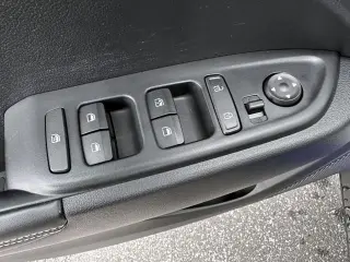 Hyundai VENUE 2023 Limited 4p Crossover