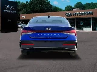 Hyundai ELANTRA 2024 SEL 4p Sedan