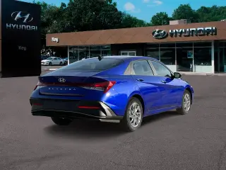 Hyundai ELANTRA 2024 SEL 4p Sedan