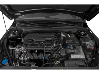 Hyundai ELANTRA 2022 SE Sedán 4p.