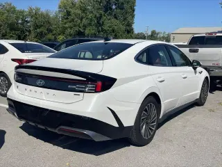 Hyundai SONATA Hybrid 2025 SEL 4p Sedan