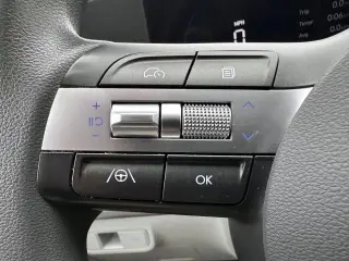 Hyundai KONA 2024 AWD SE 4p Crossover