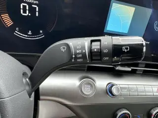 Hyundai KONA 2024 AWD SE 4p Crossover