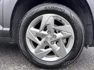 Hyundai KONA 2024 AWD SE 4p Crossover